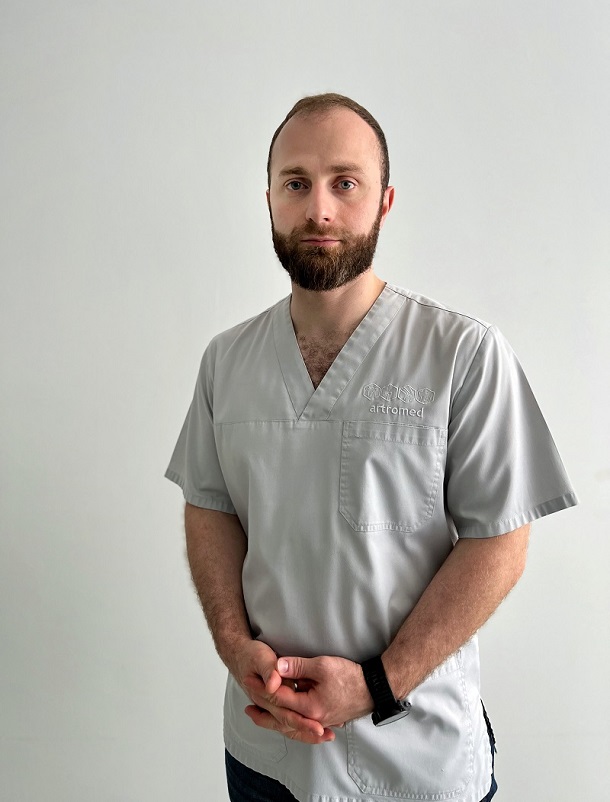 Врач ортопед-травматолог Одесса - Межиев Акраман Умарович